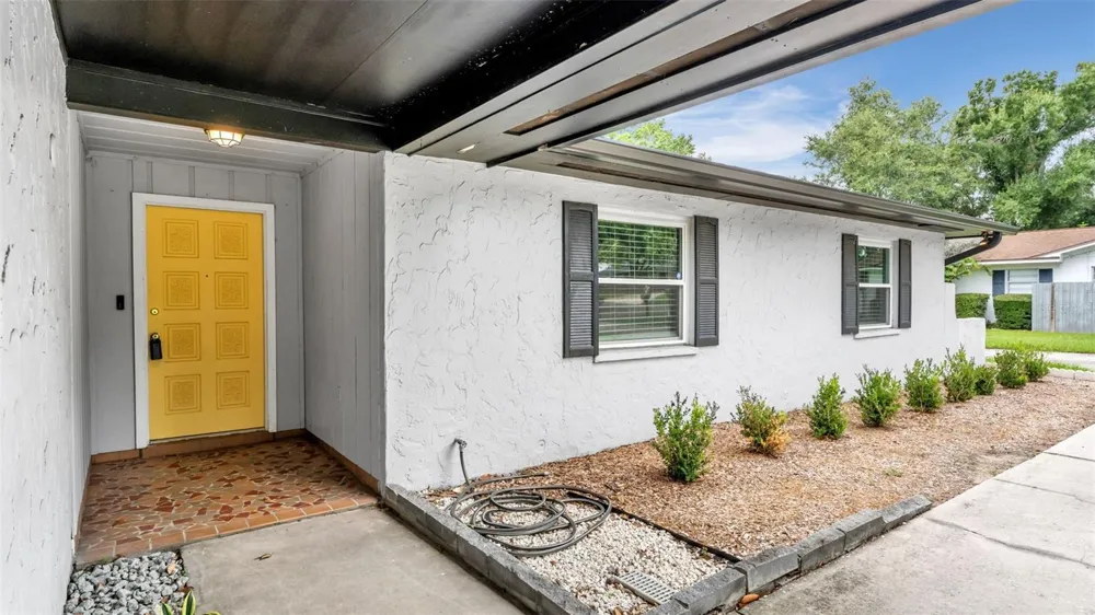1717 TIERRA ALTA DRIVE Lakeland, FL 33813
