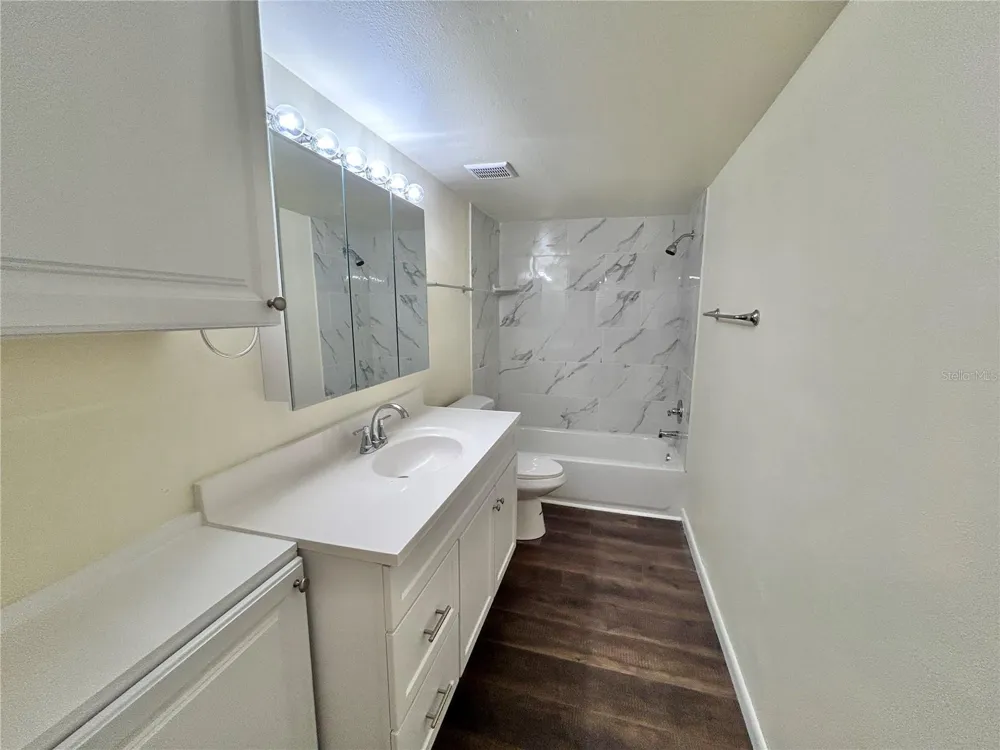 4455 38TH TERRACE #B16 St Petersburg, FL 33714