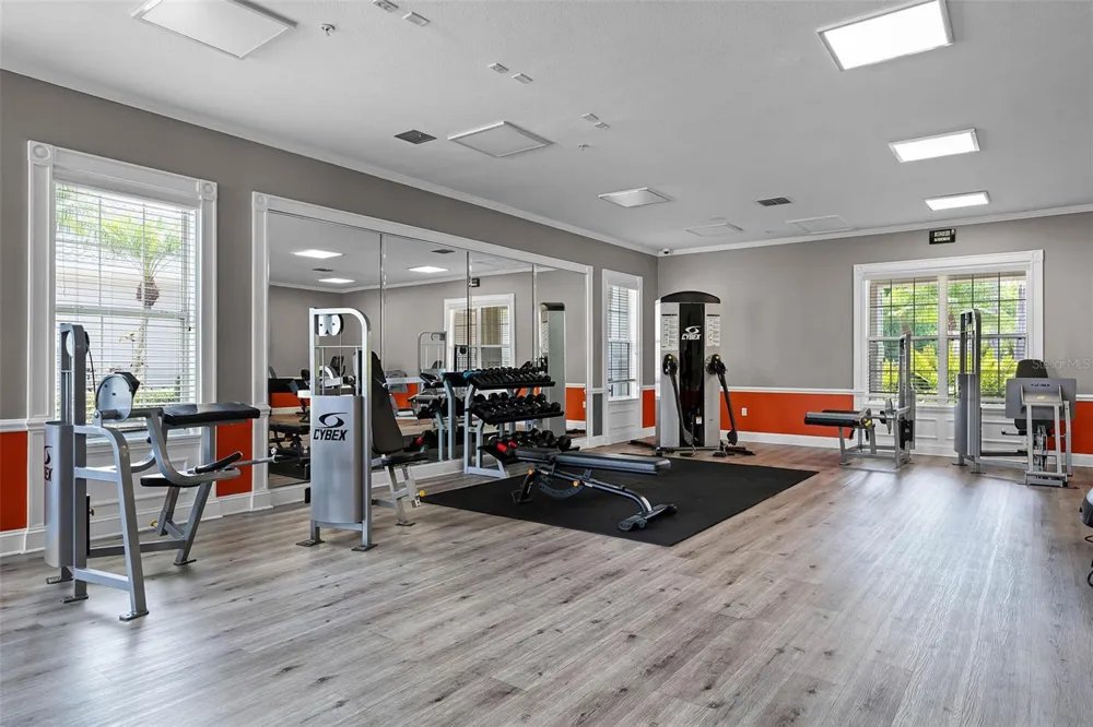 200 SOUTHERN PECAN CIRCLE #104 Winter Garden, FL 34787