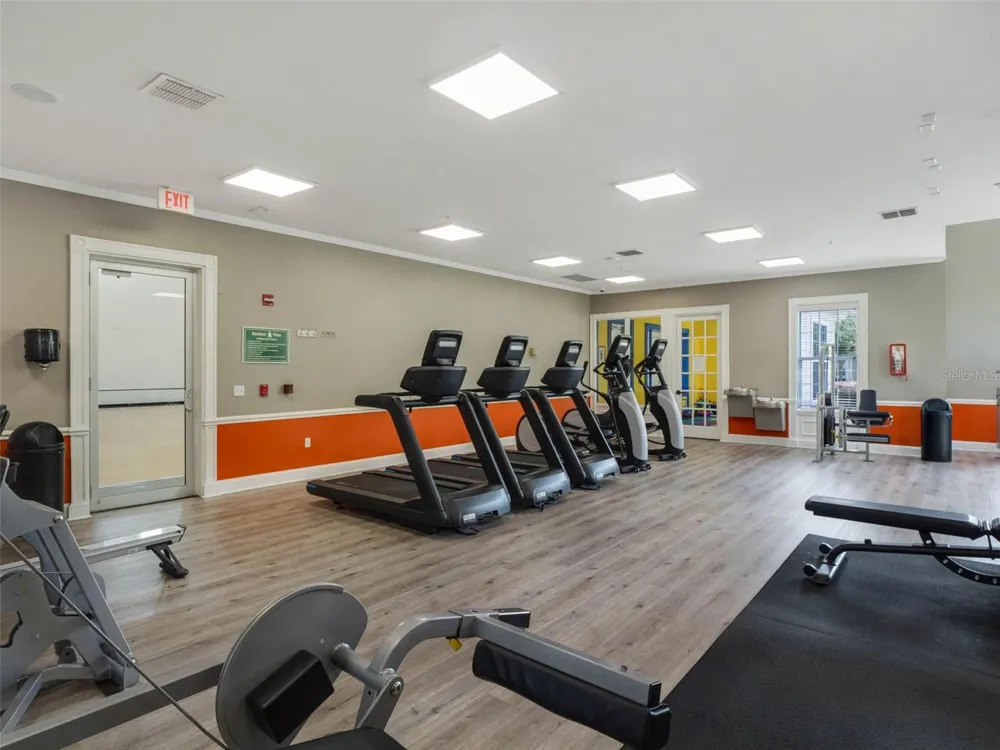 200 SOUTHERN PECAN CIRCLE #104 Winter Garden, FL 34787