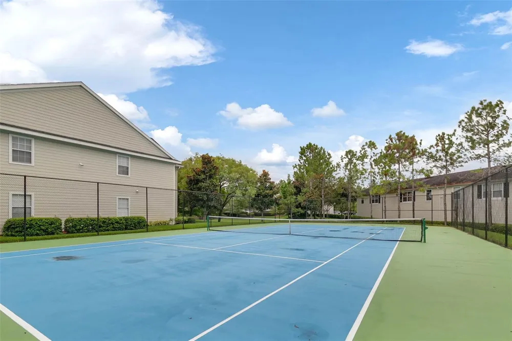 200 SOUTHERN PECAN CIRCLE #104 Winter Garden, FL 34787