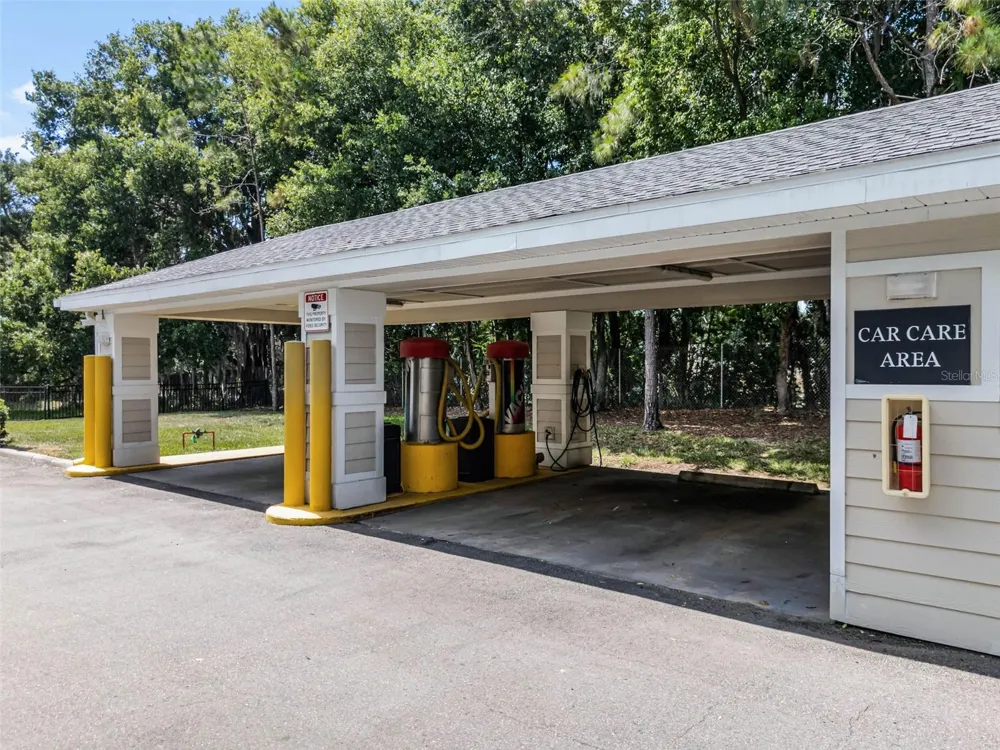 200 SOUTHERN PECAN CIRCLE #104 Winter Garden, FL 34787