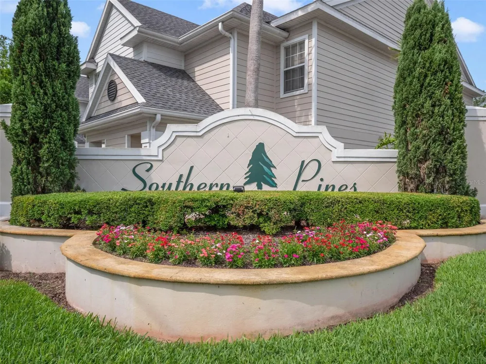 200 SOUTHERN PECAN CIRCLE #104 Winter Garden, FL 34787