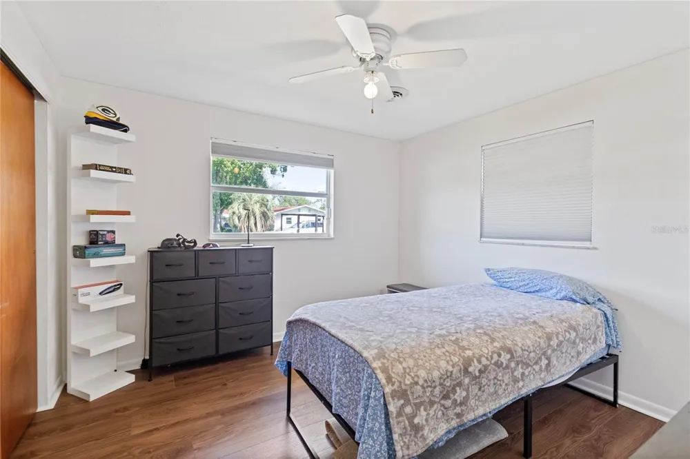 5906 CYPRESS STREET Zephyrhills, FL 33542
