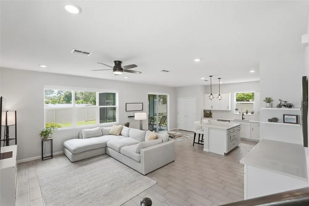2949 PIER POINTE LANE Clearwater, FL 33760
