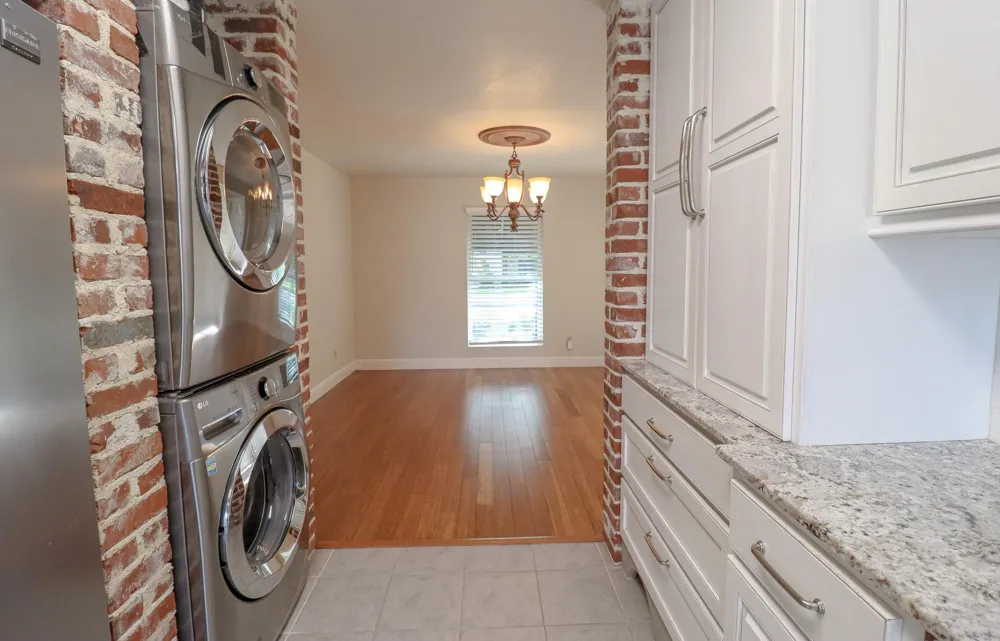 387 Georgetown Street #20 Beaumont, TX 77707