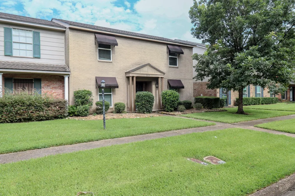387 Georgetown Street #20 Beaumont, TX 77707