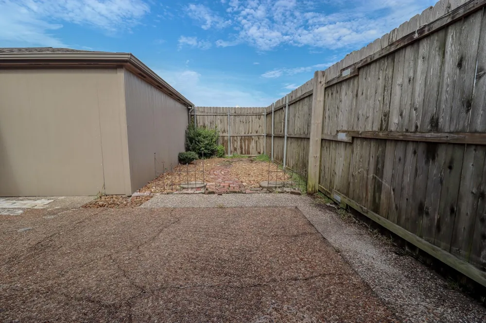 387 Georgetown Street #20 Beaumont, TX 77707