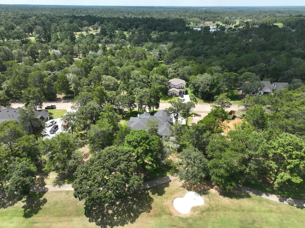 308 Pinehurst Drive New Ulm, TX 78950