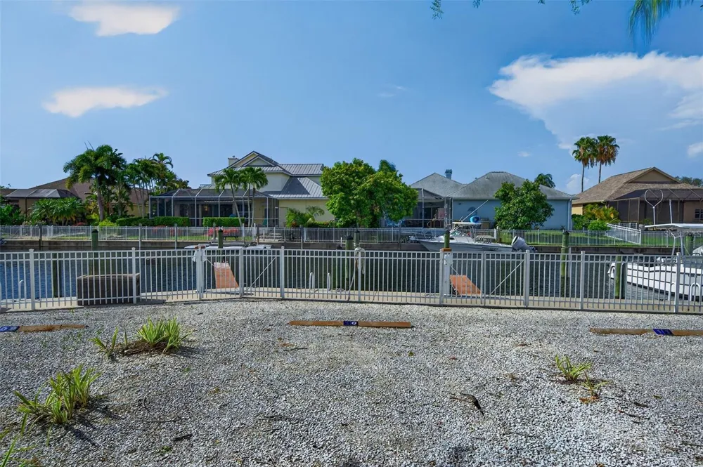 171 AMERICAS CUP BOULEVARD Bradenton, FL 34208