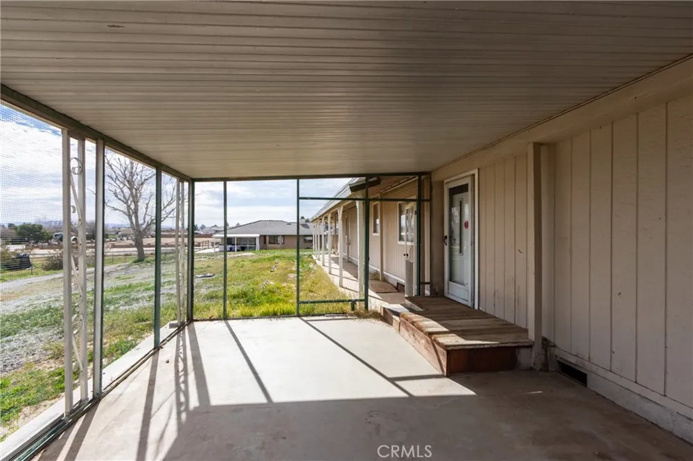 13920 Dos Palmas Victorville, CA 92392