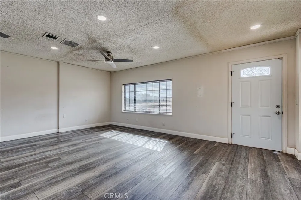 13920 Dos Palmas Victorville, CA 92392