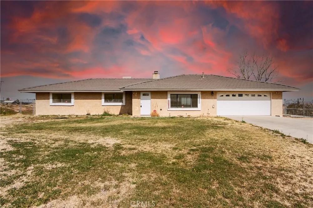 13920 Dos Palmas Victorville, CA 92392