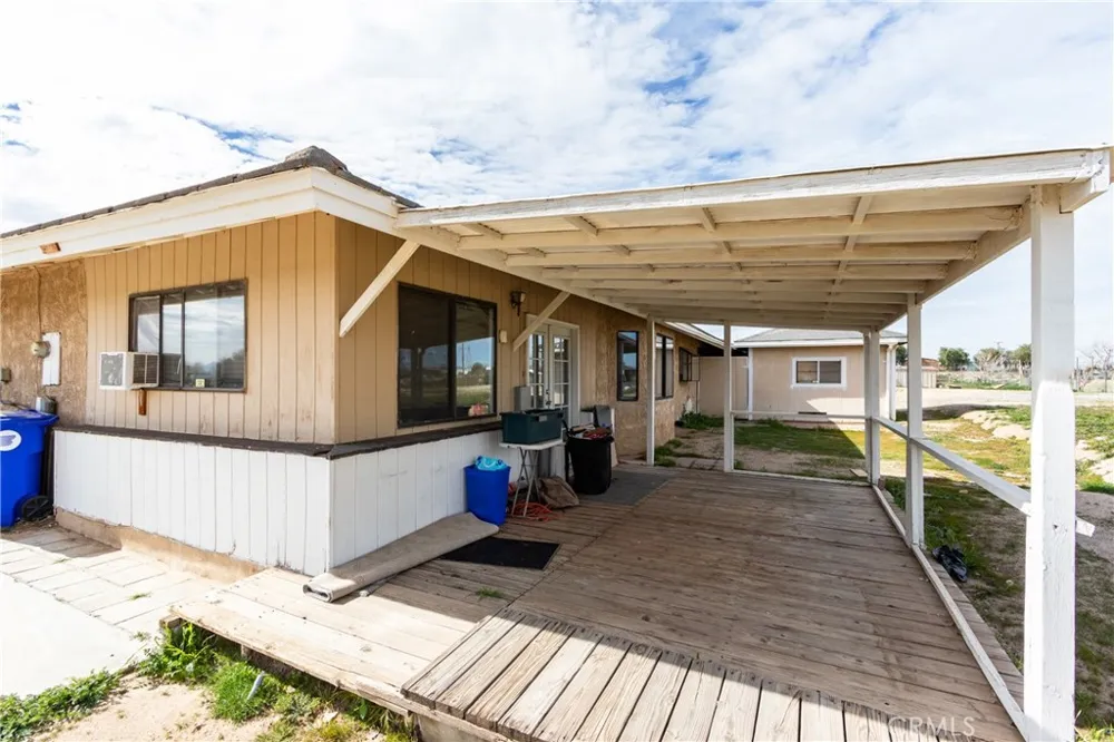 13920 Dos Palmas Victorville, CA 92392
