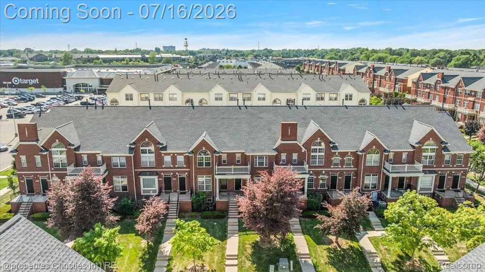 1422 Raliegh Place Troy City, MI 48084