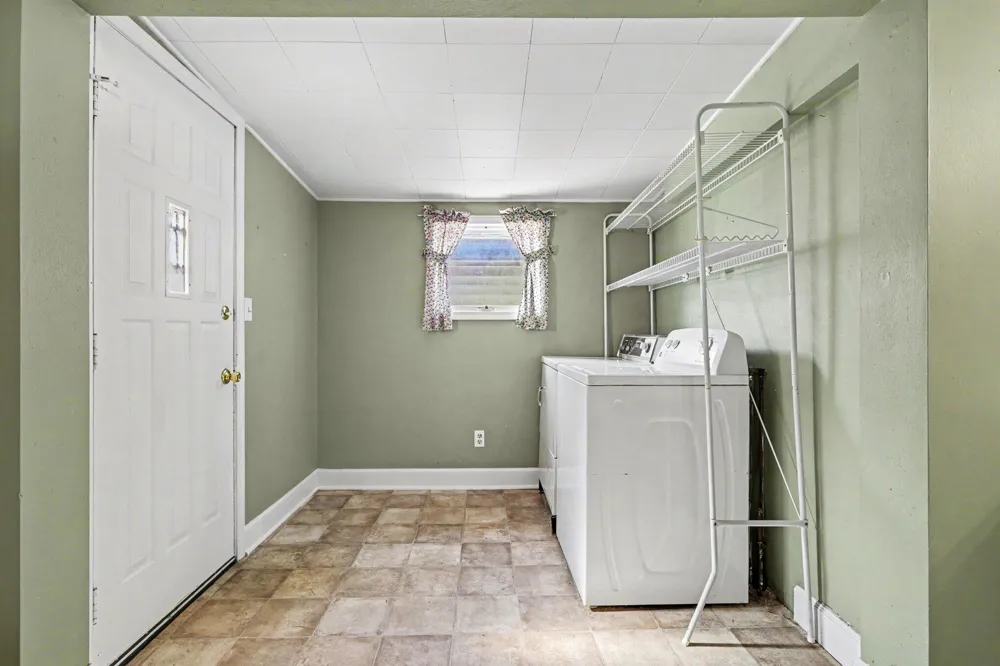 302 Exchange Street Marshall City, MI 49068