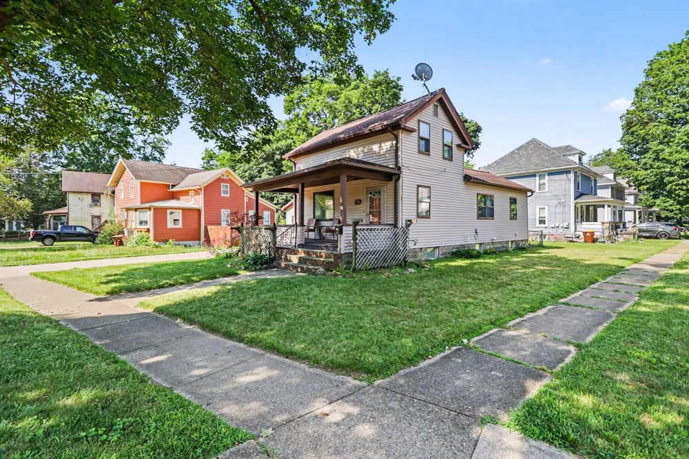 302 Exchange Street Marshall City, MI 49068