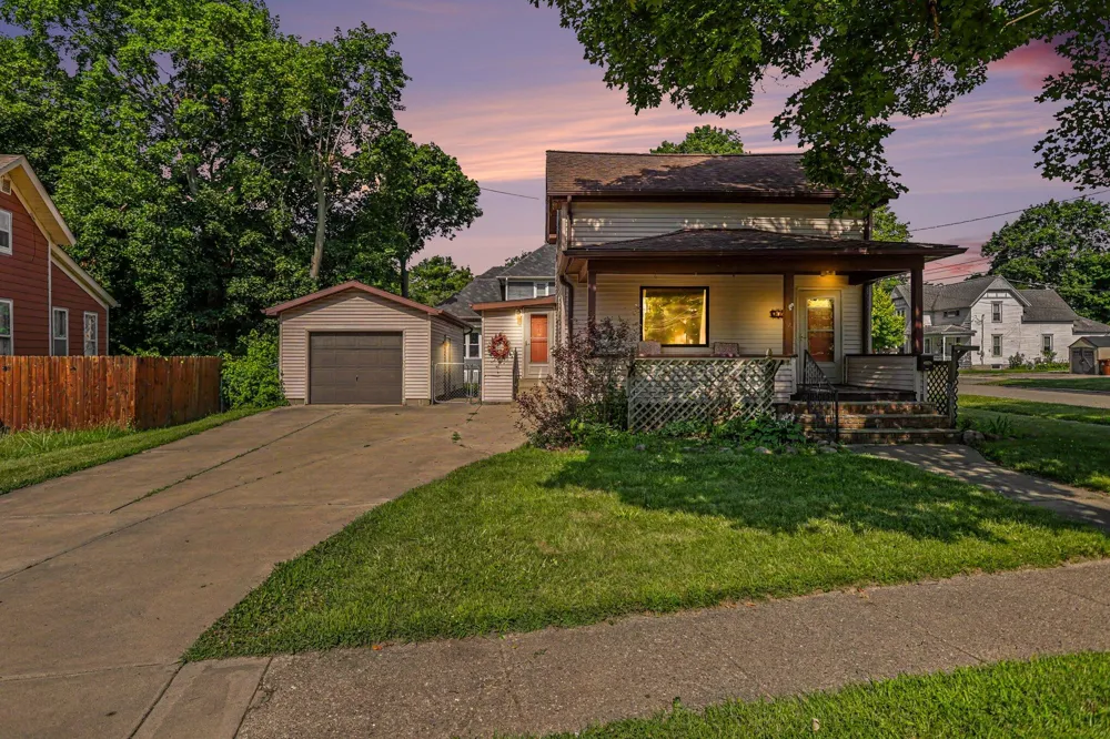 302 Exchange Street Marshall City, MI 49068