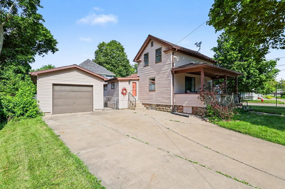 302 Exchange Street Marshall City, MI 49068