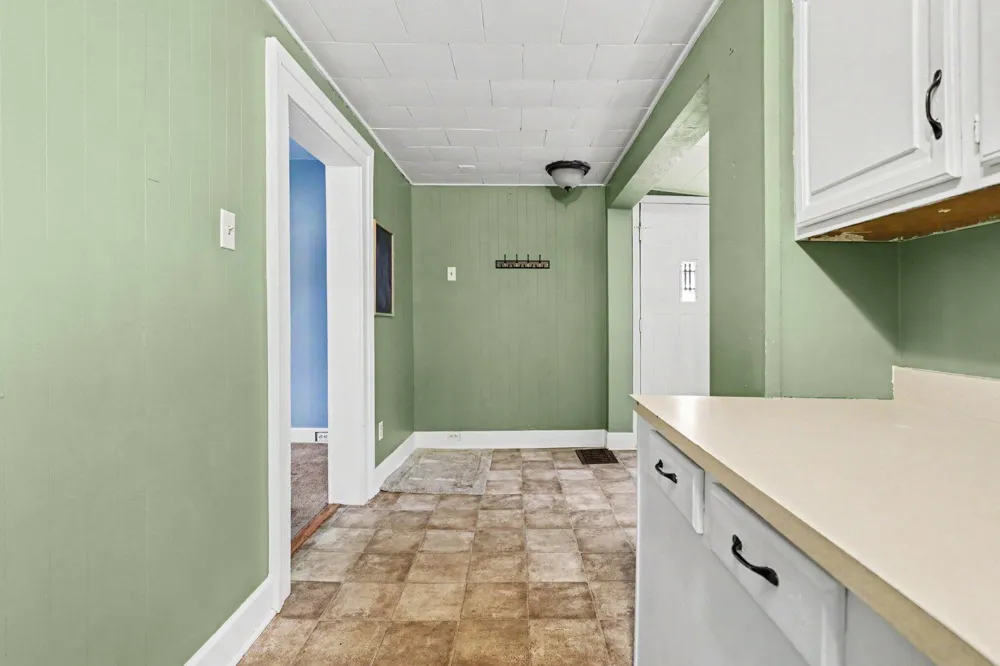 302 Exchange Street Marshall City, MI 49068