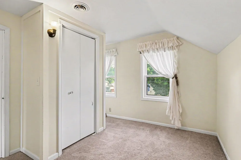 302 Exchange Street Marshall City, MI 49068