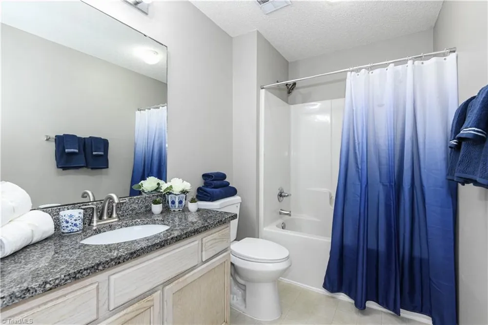 5805 Battery Drive #2D Greensboro, NC 27409