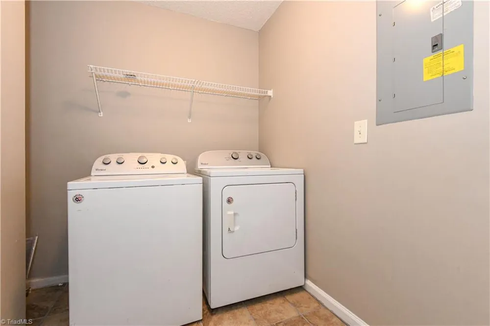 5805 Battery Drive #2D Greensboro, NC 27409