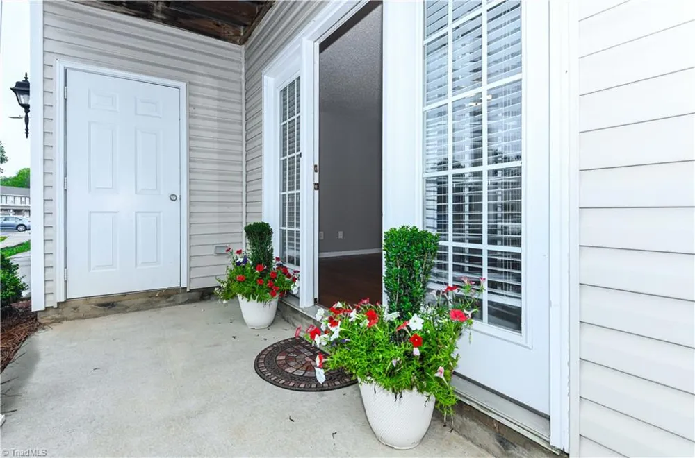 5805 Battery Drive #2D Greensboro, NC 27409