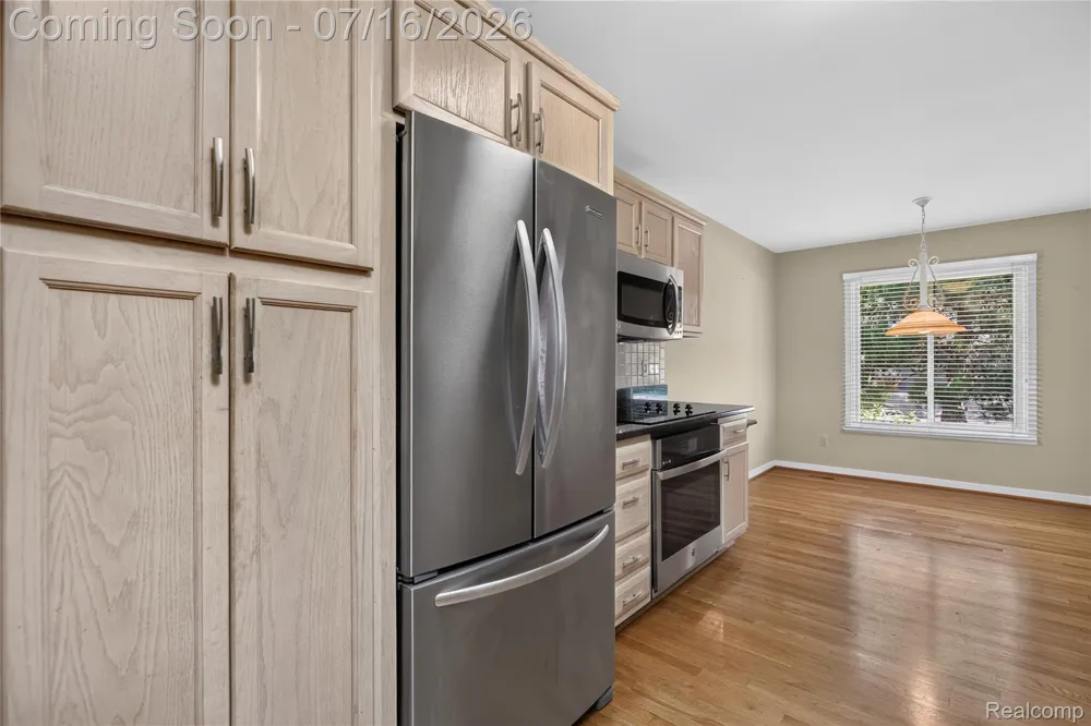 2775 Lochmoor Boulevard #19 Orion Charter Township, MI 48360