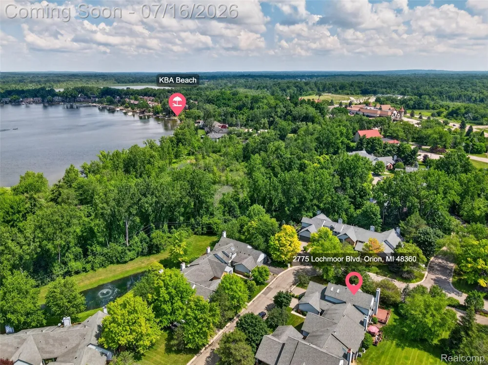 2775 Lochmoor Boulevard #19 Orion Charter Township, MI 48360
