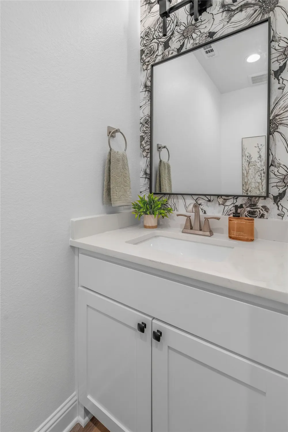 5004 Booth Falls Trail Bryan, TX 77802