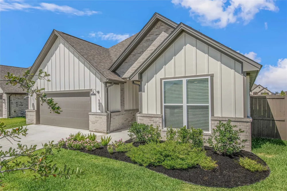 5004 Booth Falls Trail Bryan, TX 77802