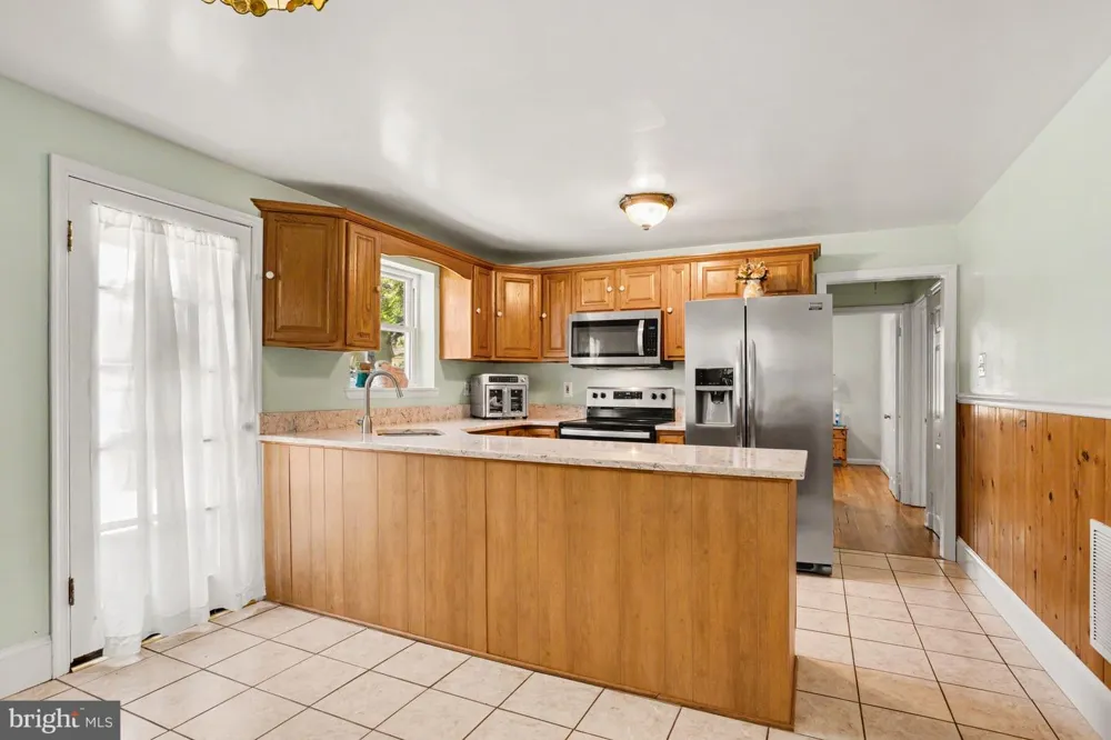 7685 MIDWAY AVENUE Pasadena, MD 21122