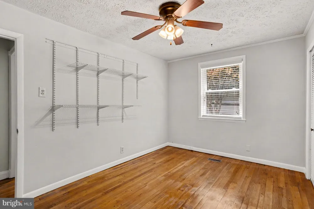 7685 MIDWAY AVENUE Pasadena, MD 21122