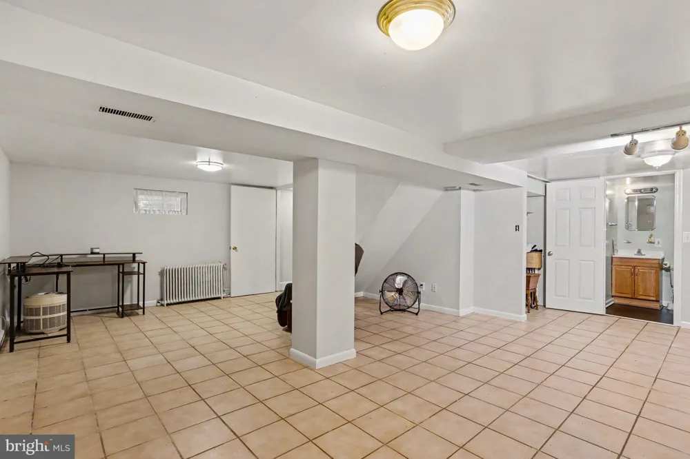 7685 MIDWAY AVENUE Pasadena, MD 21122