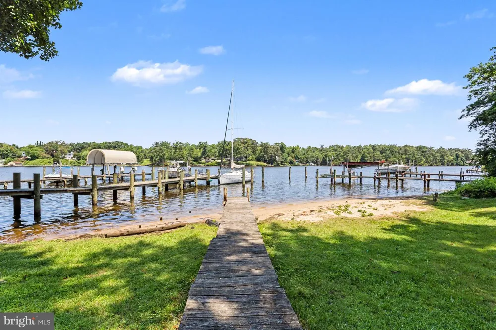 7685 MIDWAY AVENUE Pasadena, MD 21122