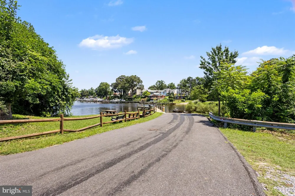 7685 MIDWAY AVENUE Pasadena, MD 21122
