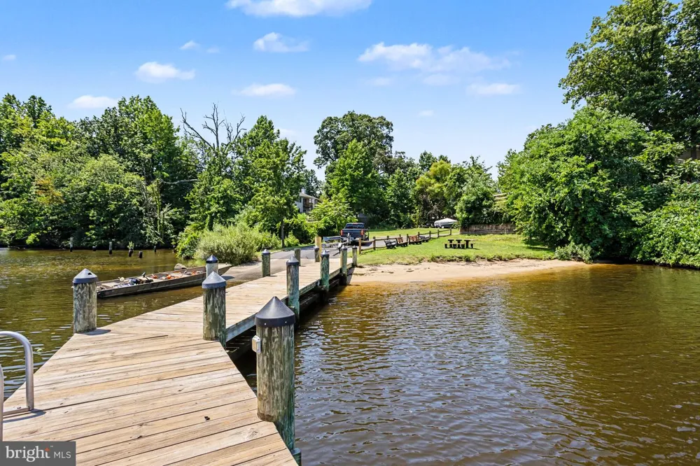 7685 MIDWAY AVENUE Pasadena, MD 21122