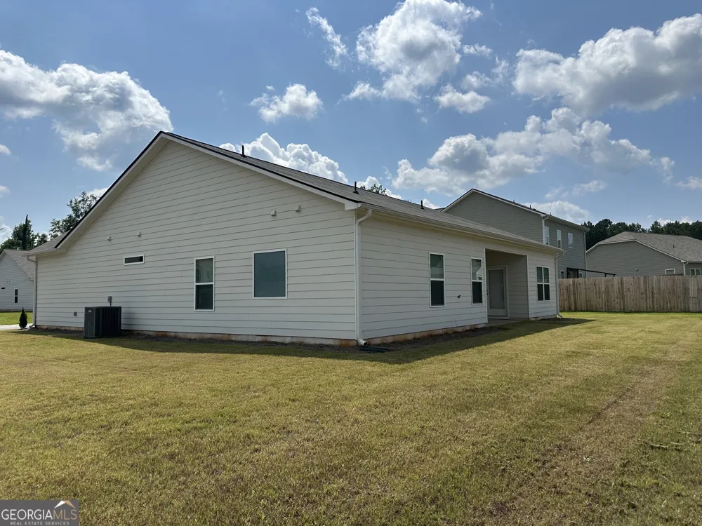121 CREEKSIDE RD Eatonton, GA 31024