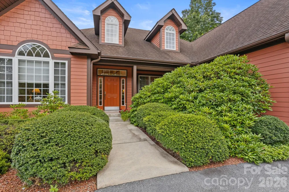 100 Crestgrove Drive Flat Rock, NC 28731