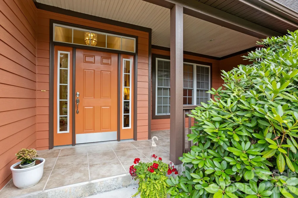 100 Crestgrove Drive Flat Rock, NC 28731