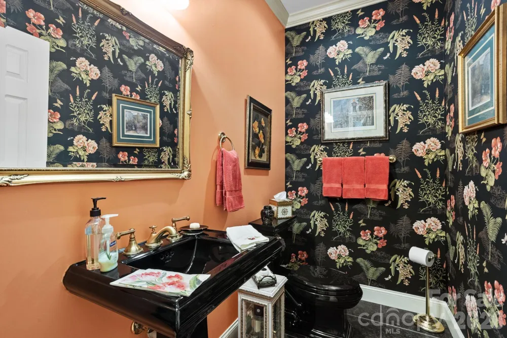 100 Crestgrove Drive Flat Rock, NC 28731