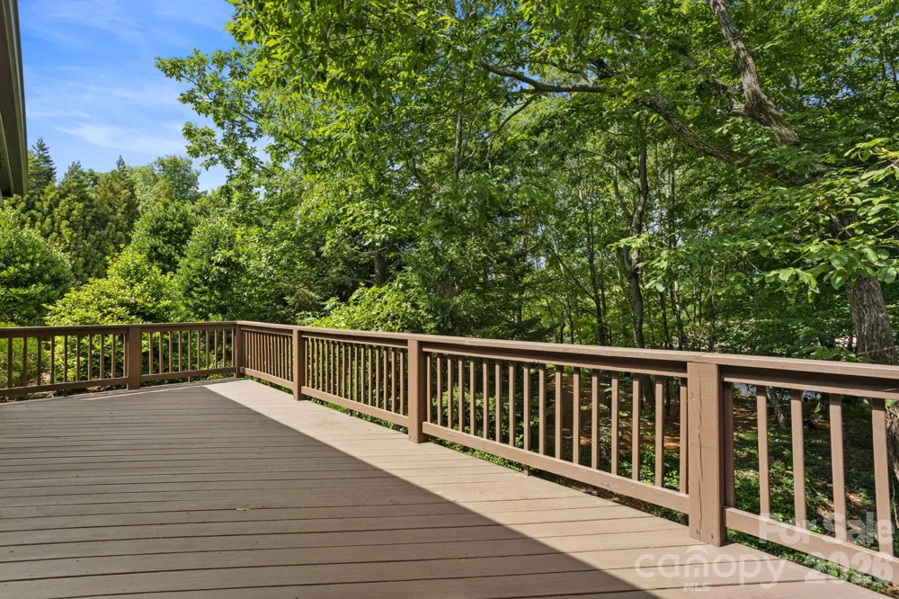 100 Crestgrove Drive Flat Rock, NC 28731