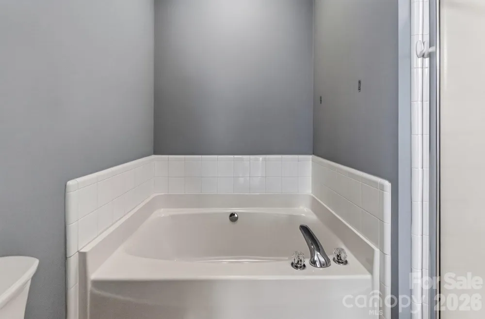 797 Peninsula Drive Davidson, NC 28036