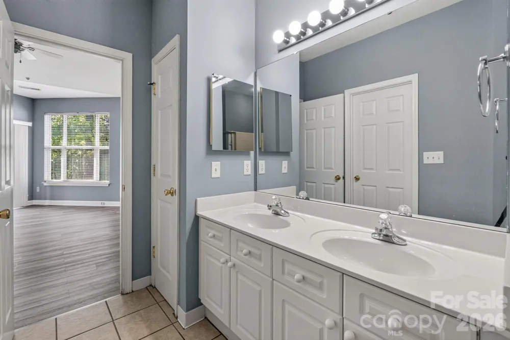 797 Peninsula Drive Davidson, NC 28036