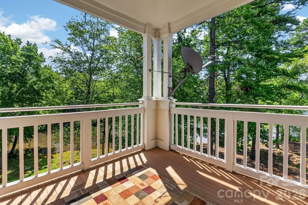797 Peninsula Drive Davidson, NC 28036