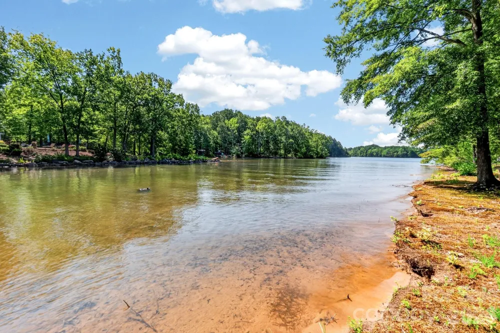 797 Peninsula Drive Davidson, NC 28036