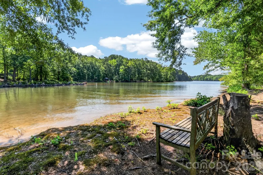 797 Peninsula Drive Davidson, NC 28036