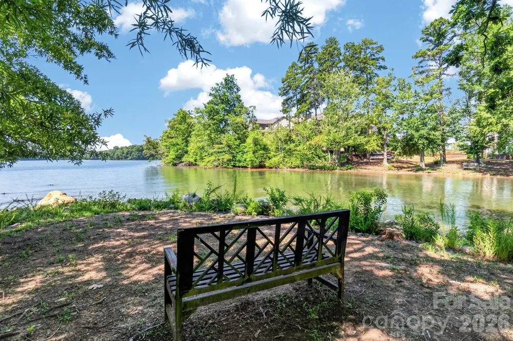 797 Peninsula Drive Davidson, NC 28036