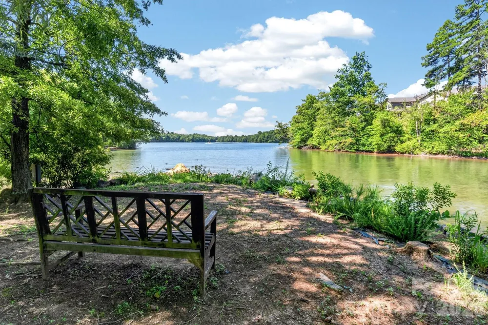 797 Peninsula Drive Davidson, NC 28036